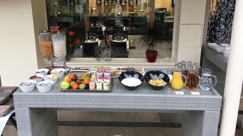 Hostellerie De La Vendee Lancy Экстерьер фото